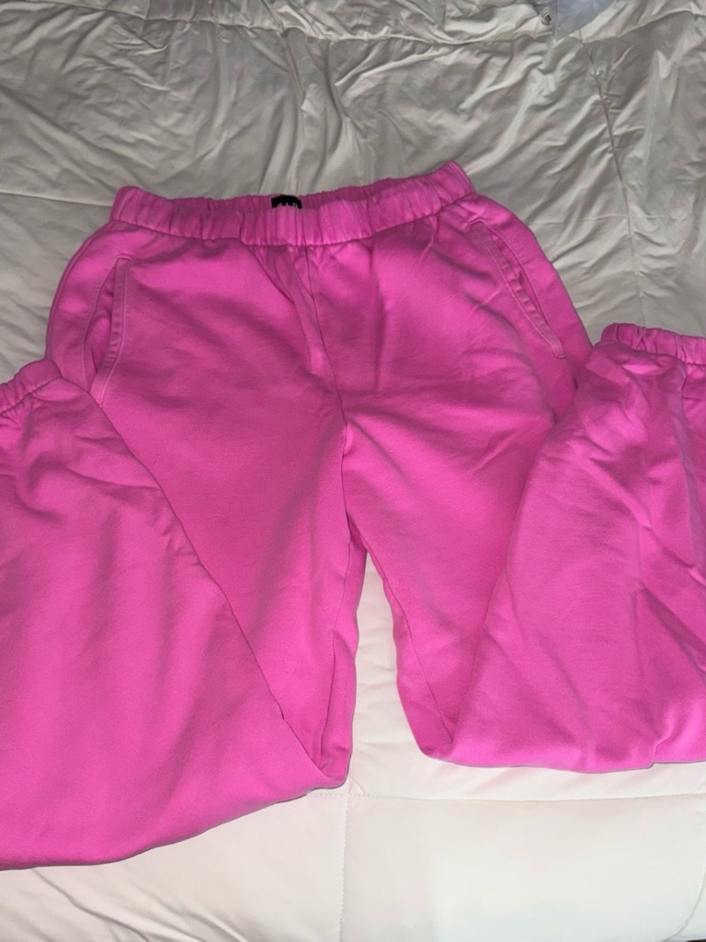 bright pink gap sweatpants cuffed bottoms